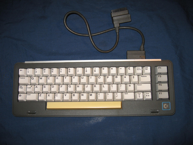 2009-02-04-sx64-keyboard-before.jpg