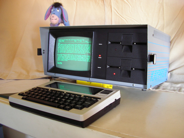 model 100 kaypro keyboard