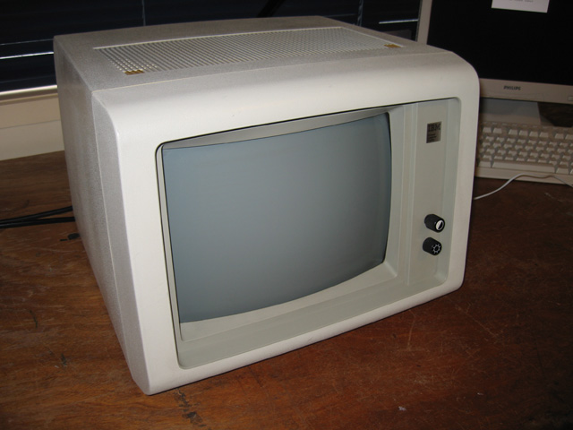 A cleaned up IBM mono monitor