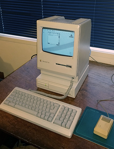 The Mac Plus with Scsi drive